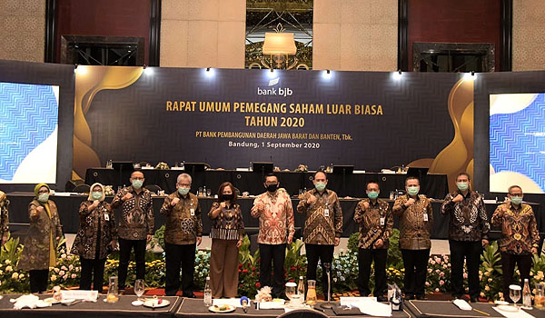 ridwan-kamil-minta-bank-bjb-jadi-top-of-mind-perbankan-dan-finansial