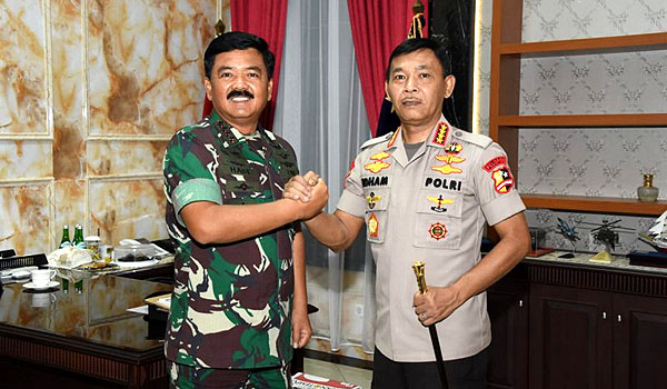 panglima-tni-terima-kunjungan-perdana-kapolri-idham-aziz