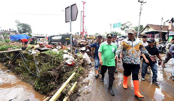 soal-banjir-kbb-wagub-jabar-jangan-saling-menyalahkan