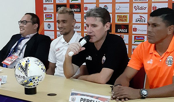 abaikan-rivalitas-banuelos-fokus-bawa-persija-kemenangan