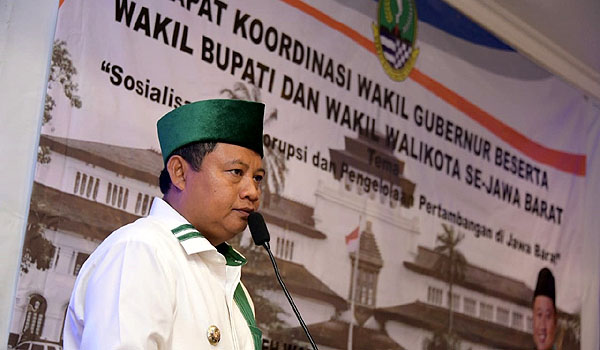 wagub-jabar-instruksikan-penutupan-semua-tambang-ilegal