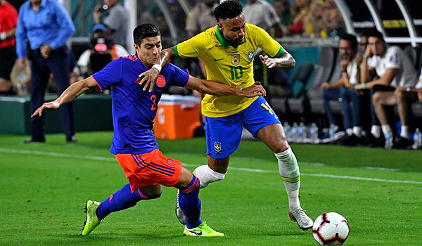 neymar-cetak-gol-saat-brasil-diimbangi-kolombia