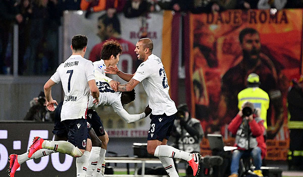 drama-5-gol-di-olimpico-roma-dipermalukan-bologna