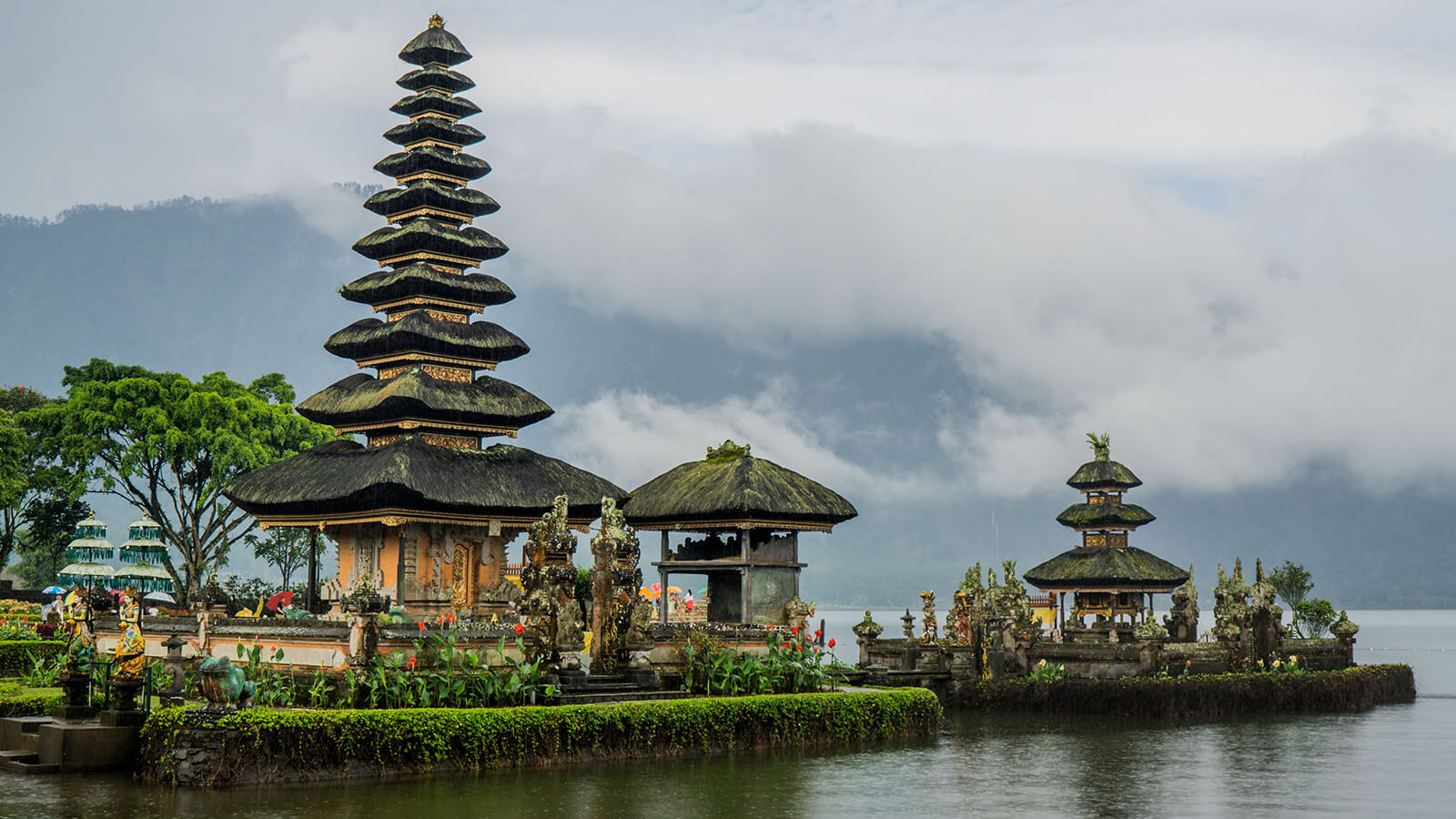 kemenpar-wisatawan-mancanegara-ke-indonesia-naik-10-persen-di-2025