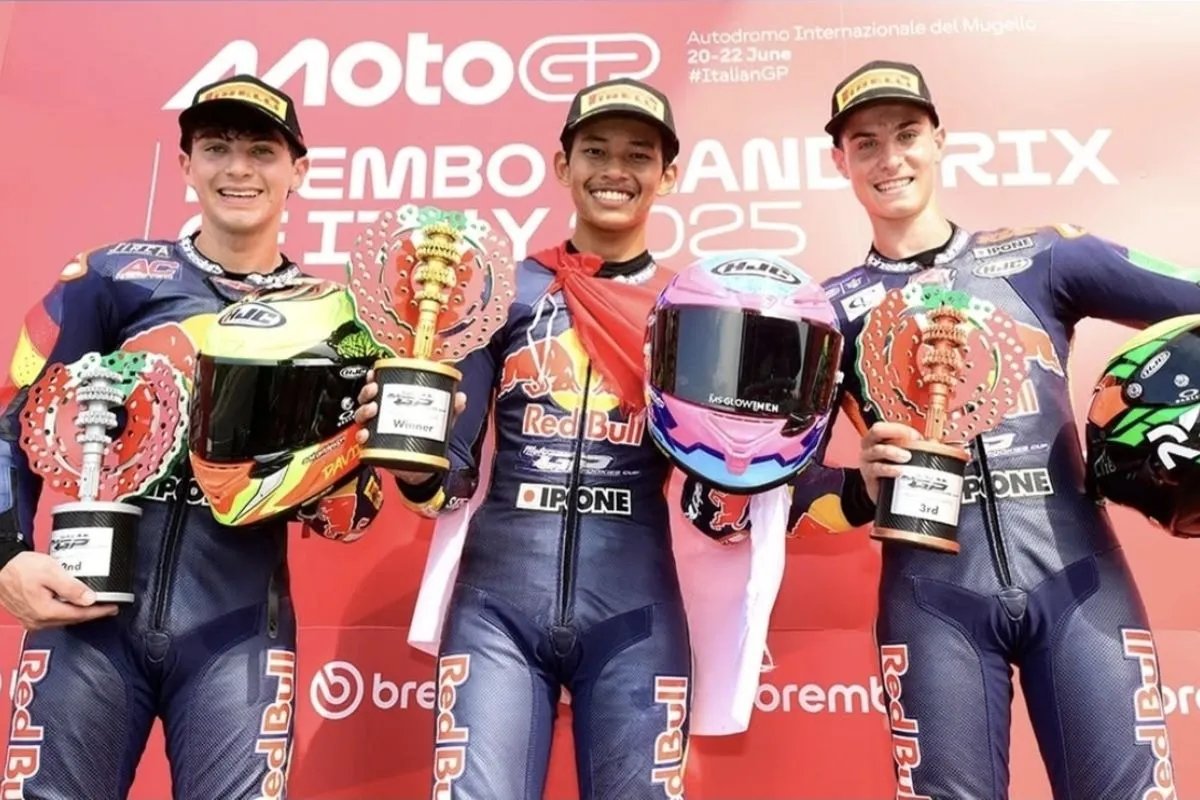veda-ega-pratama-juarai-race-1-rbrc-italia-2025-di-mugello