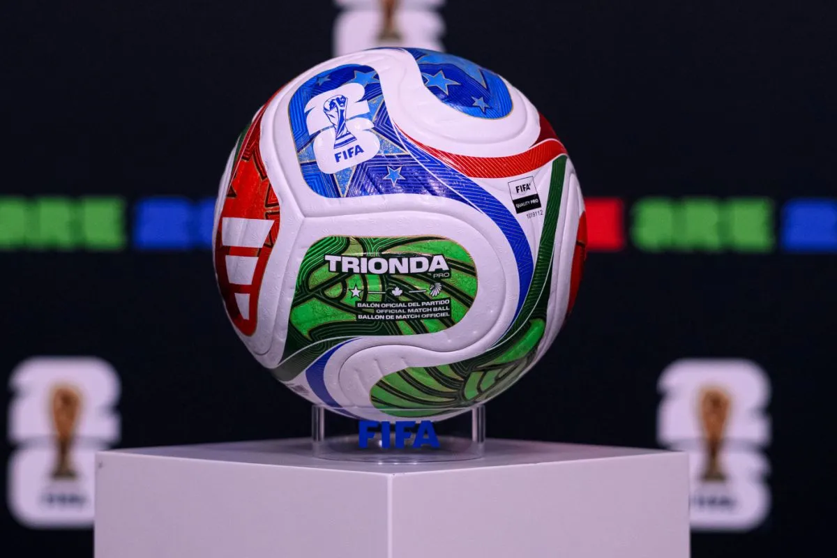fifa-luncurkan-trionda-bola-resmi-untuk-pertandingan-piala-dunia-2026