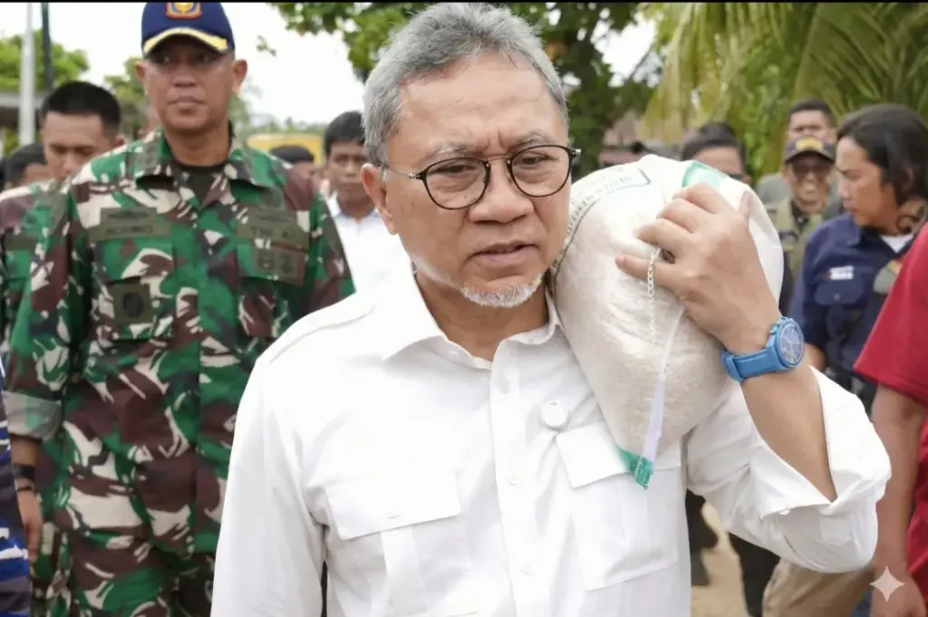 zulhas-pastikan-bantuan-untuk-petani-terdampak-banjir-di-bireuen-aceh