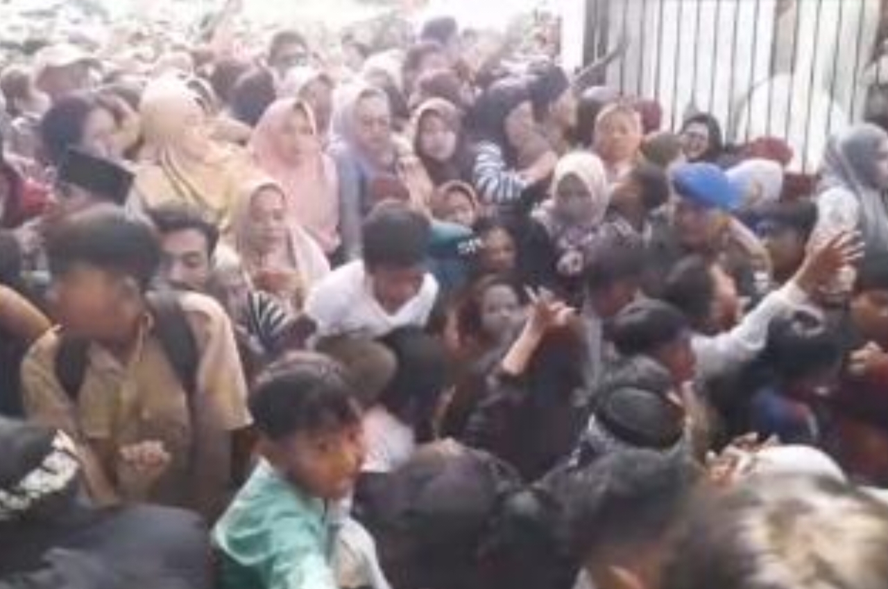 kegiatan-pesta-rakyat-di-pernikahan-putra-kdm-ricuh-tiga-orang-tewas