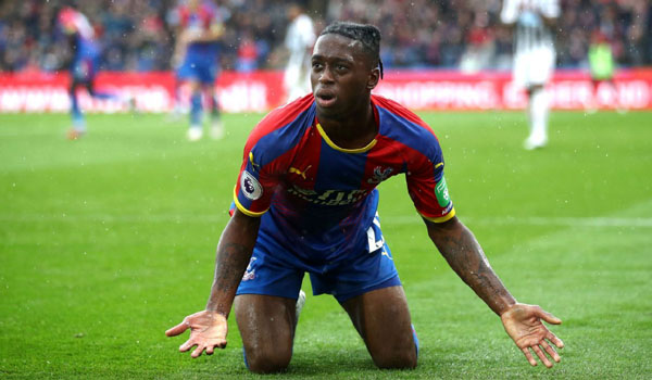 tawaran-ditolak-palace-man-u-belum-menyerah-kejar-wan-bissaka