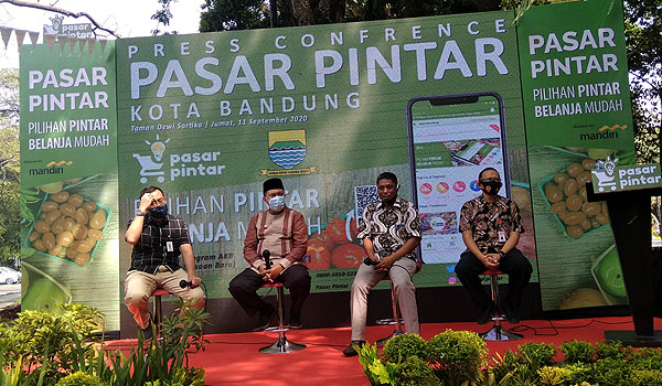 minimalisir-penyebaran-covid-19-pemkot-bandung-hadirkan-pasar-pintar