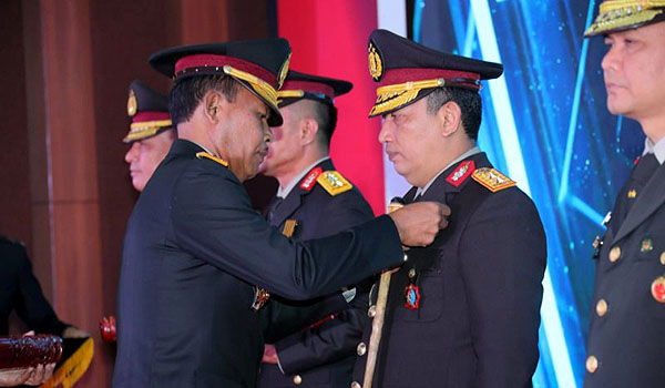 26-perwira-tinggi-polri-terima-anugerah-bintang-bhayangkara-pratama