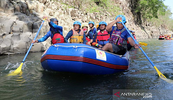 pemkab-garut-janji-benahi-infrastruktur-wisata-air-leuwi-dalem