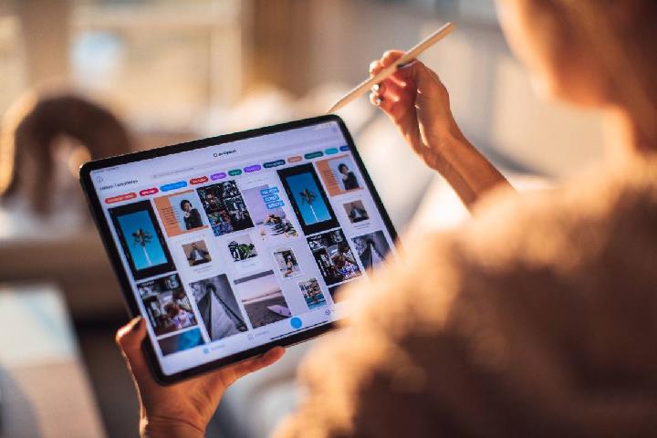 pemkab-kbb-gelontorkan-rp1-milyar-untuk-tablet-anggota-dprd
