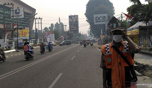 kabut-asap-pekat-kembali-selimuti-kota-jambi