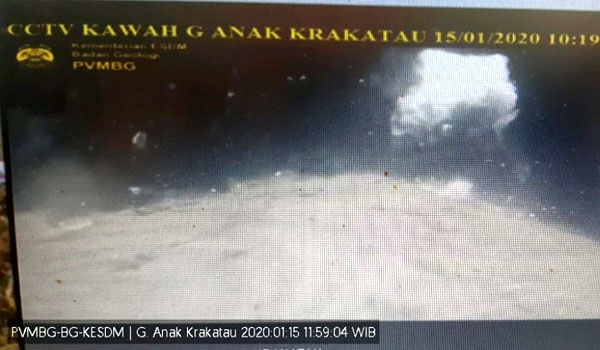 gunung-anak-krakatau-erupsi-lagi