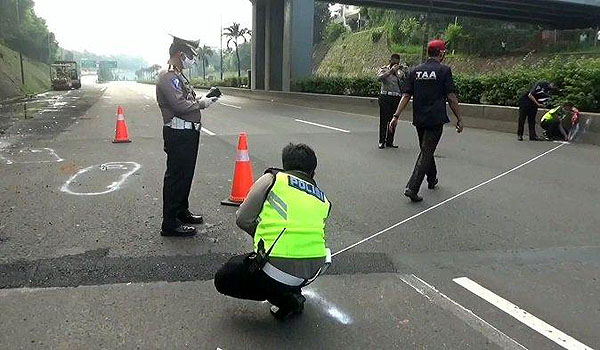 pengemudi-sedan-maut-di-tol-jorr-ditetapkan-jadi-tersangka