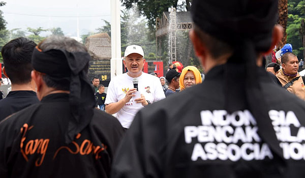 sekda-jabar-ajak-masyarakat-lestarikan-pencak-silat