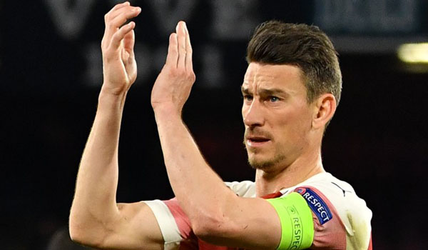 emery-buka-suara-soal-situasi-koscielny-di-arsenal