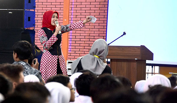 stop-bullying-atalia-dorong-korban-perundungan-tak-takut-melapor