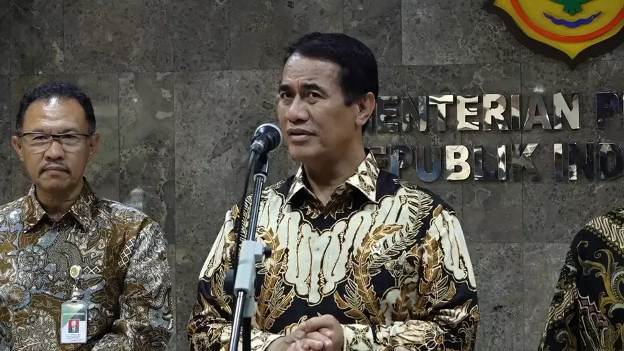 mentan-minta-pengoplos-beras-sphp-segera-sadar-sebelum-ditindak
