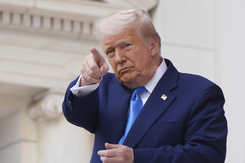 trump-resmi-cabut-sanksi-as-terhadap-suriah