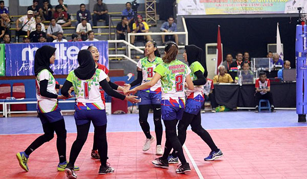 kharisma-bandung-tantang-bank-jatim-di-semifinal-livoli-putri