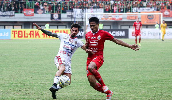 hajar-persija-bali-united-kian-kokoh-di-puncak-klasemen