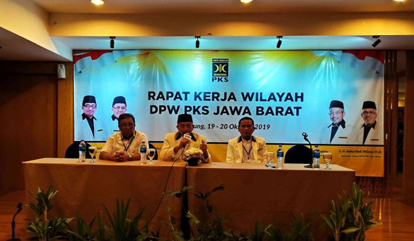 pks-jabar-target-50-persen-kemenangan-di-pilkada-serentak-2020