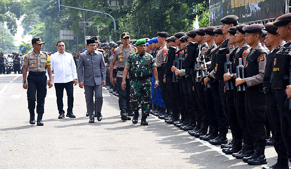 ridwan-kamil-pastikan-jabar-kondusif-jelang-natal-dan-tahun-baru