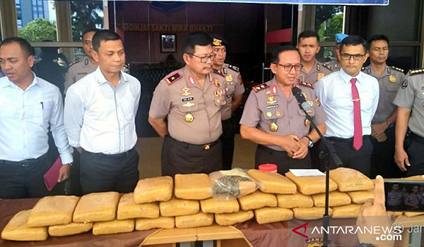 gudang-sekolah-di-jambi-dijadikan-tempat-penyimpanan-ganja