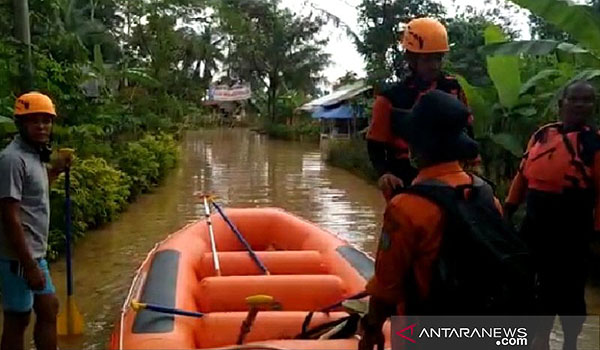 ratusan-rumah-warga-di-kabupaten-tasikmalaya-terendam-banjir