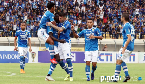 bantah-pilih-pscs-radovic-ngotot-ingin-persib-jajal-tim-liga-1