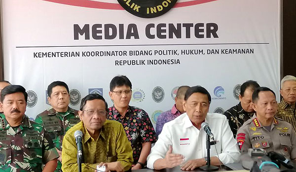 jadi-target-pembunuhan-begini-reaksi-wiranto