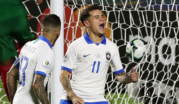 coutinho-cetak-brace-brasil-hajar-bolivia