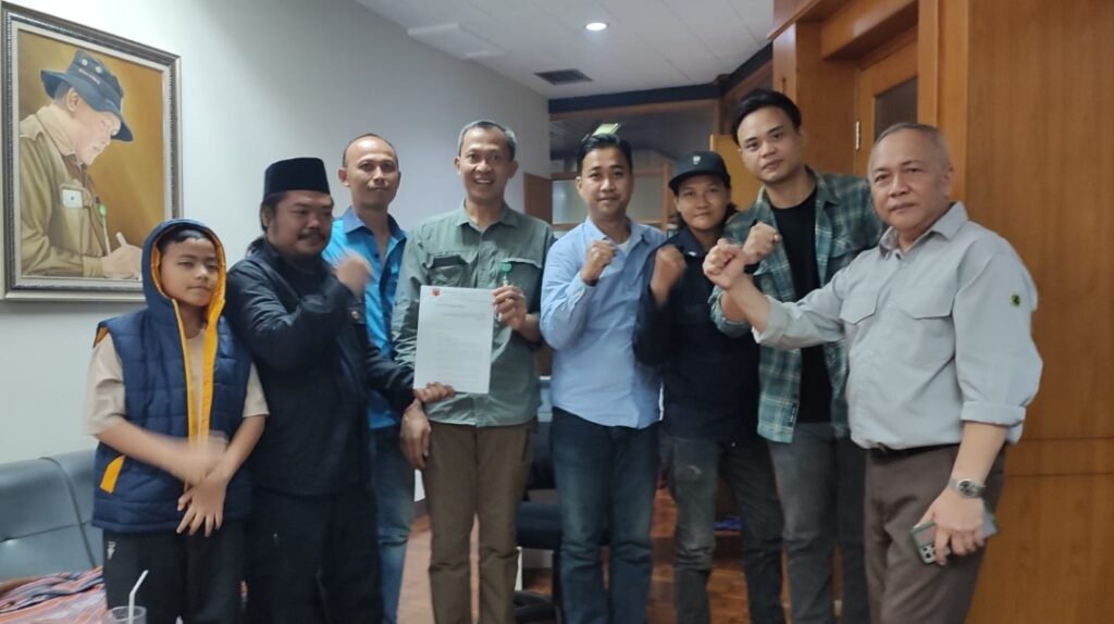 warga-minajaya-tolak-proyek-tambak-udang-tagih-janji-dedi-mulyadi