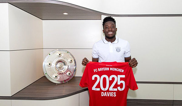 bayern-perpanjang-kontrak-alphonso-davies