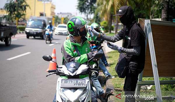 gojek-dirikan-posko-aman-covid-19-untuk-mitra-di-16-kota