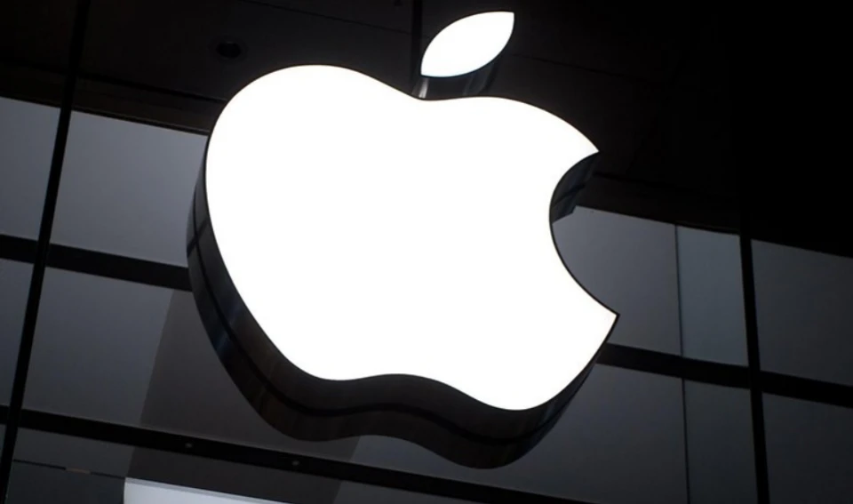 jika-tak-diproduksi-di-as-trump-ancam-iphone-kena-tarif-impor-25