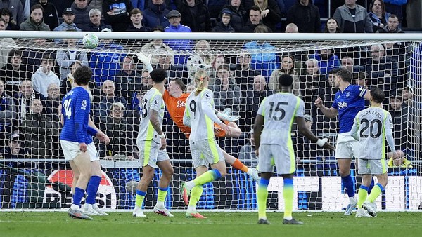 manchester-city-ditahan-everton-3-3-gagal-tempel-arsenal-di-puncak