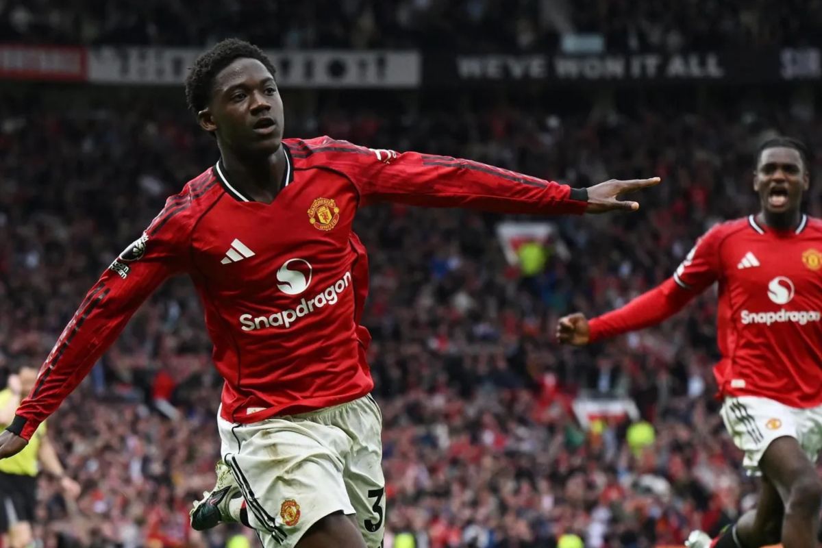 mainoo-bawa-mu-kalahkan-liverpool-3-2-lolos-ke-liga-champions
