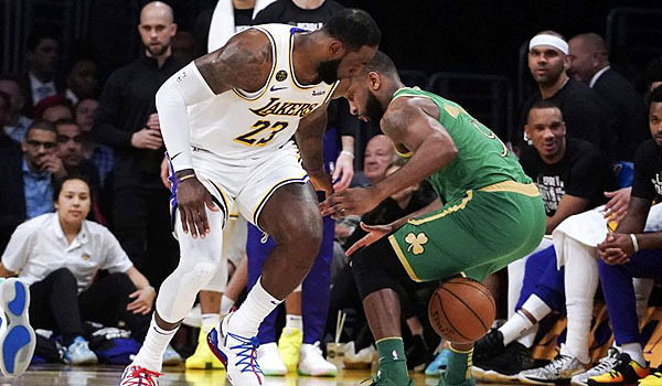 lakers-taklukkan-celtics-dalam-duel-sengit-di-staples-center