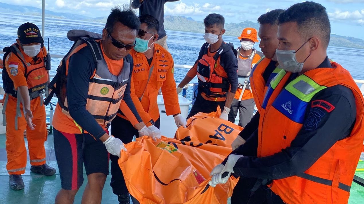 sar-temukan-jenazah-wna-spanyol-korban-kapal-tenggelam-di-labuan-bajo