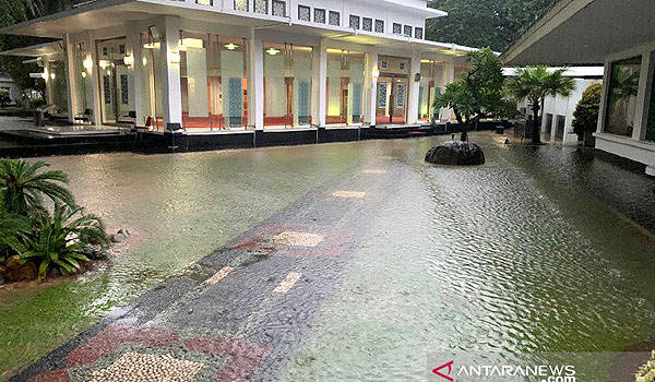 menteri-pupr-bantah-istana-presiden-terendam-banjir