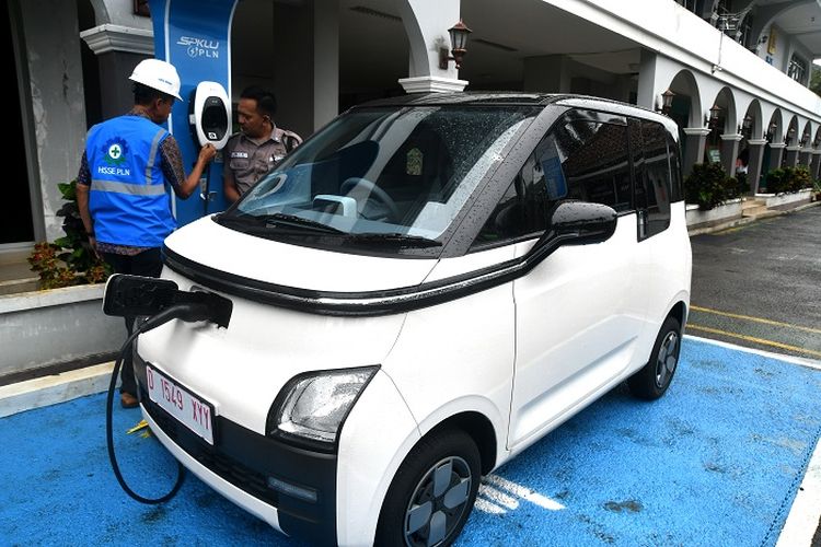 bandung-siap-jadi-pionir-pengembangan-ekosistem-mobil-listrik