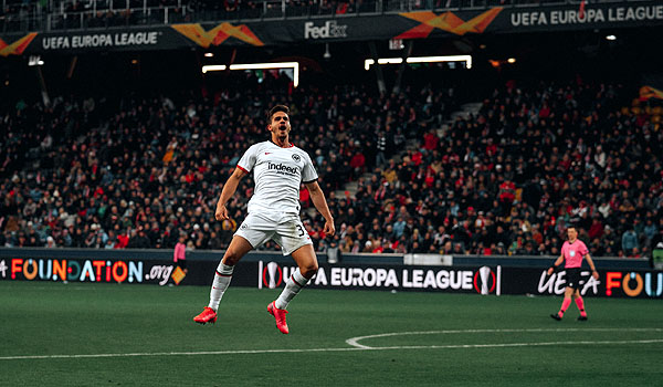 brace-andre-silva-antar-frankfurt-ke-16-besar-liga-europa