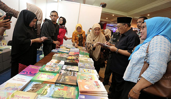 30-ribu-judul-buku-tersedia-di-pesta-buku-bandung