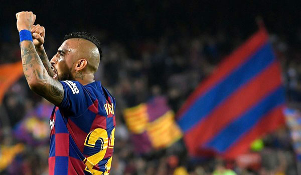 arturo-vidal-tuduh-barcelona-tak-bayar-bonus