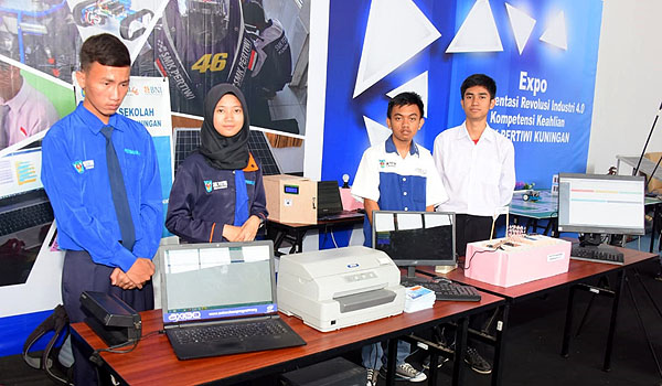 lulusan-smk-di-jabar-harus-punya-bmw