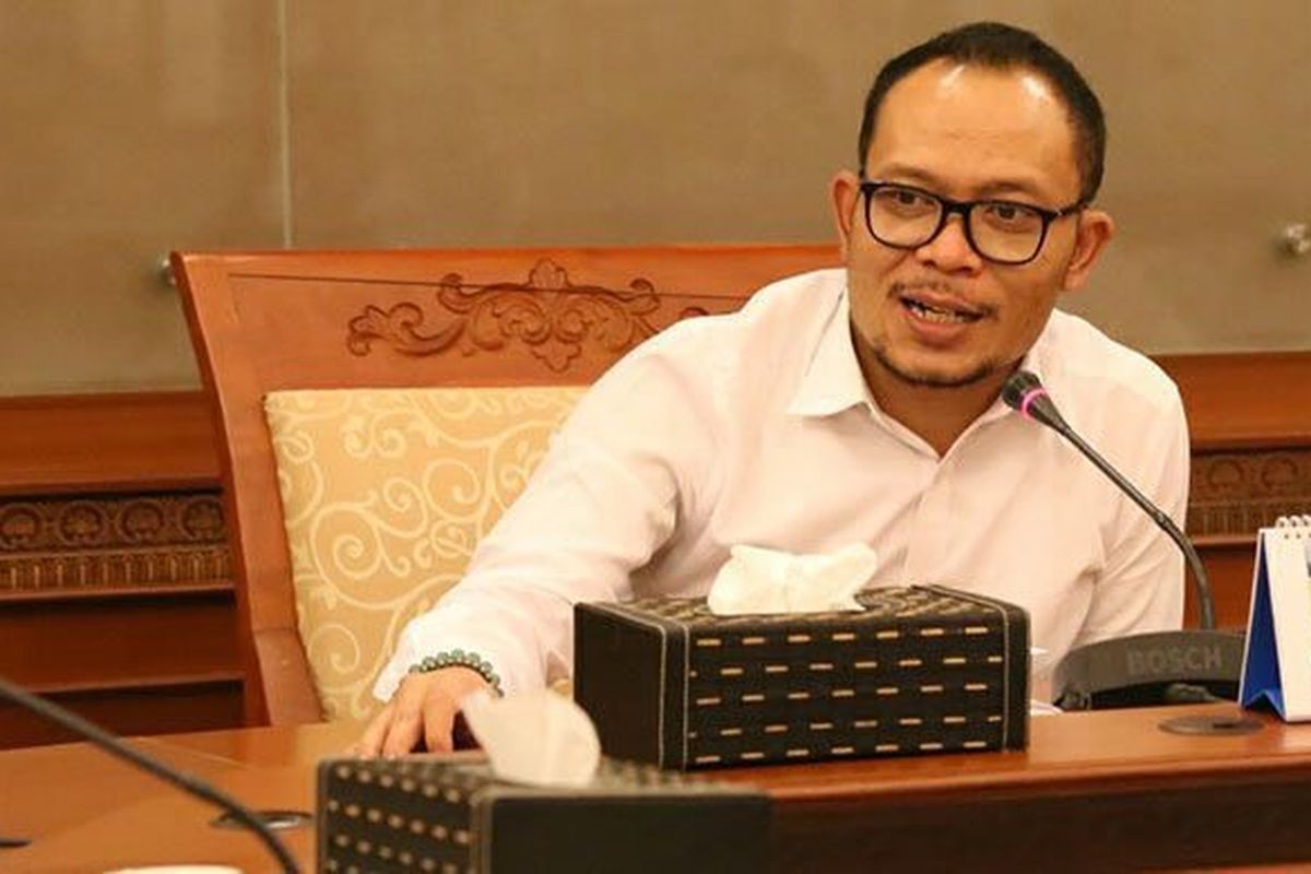 kpk-selidiki-dugaan-pungli-izin-tka-sejak-era-menaker-hanif-dhakiri