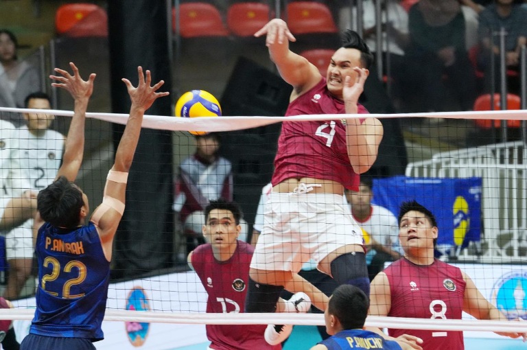 pbvsi-pecat-jeff-jiang-jie-timnas-voli-putra-dilatih-pelatih-brasil